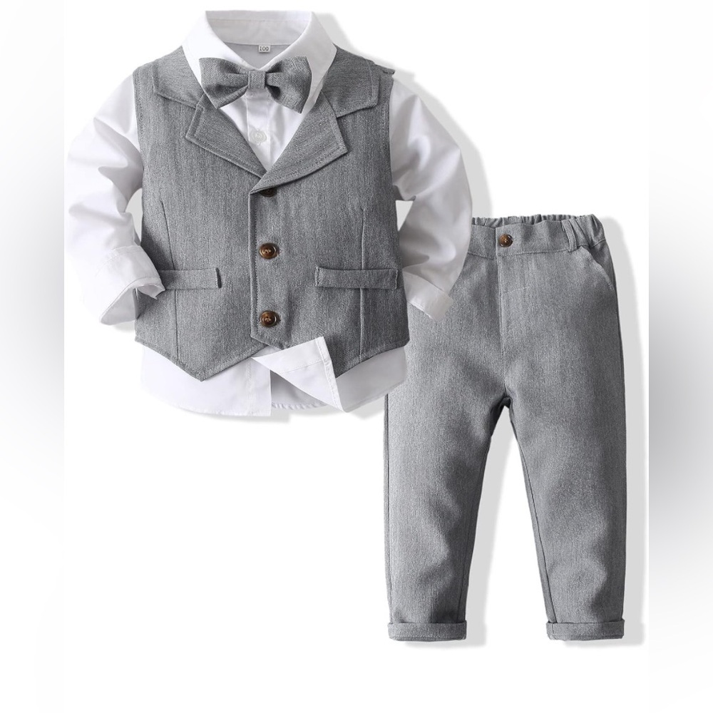 Gray kids suit 3T, all pieces